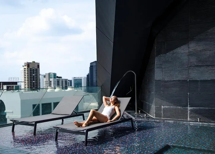 Queensland Hotel 4*