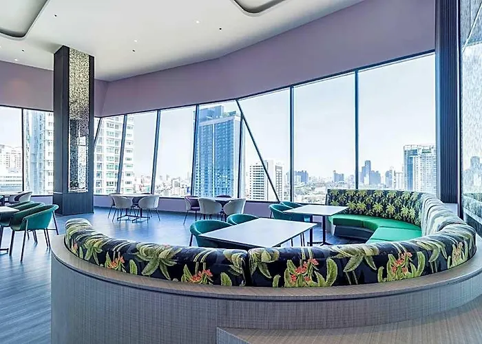 Hotel Queensland 4*